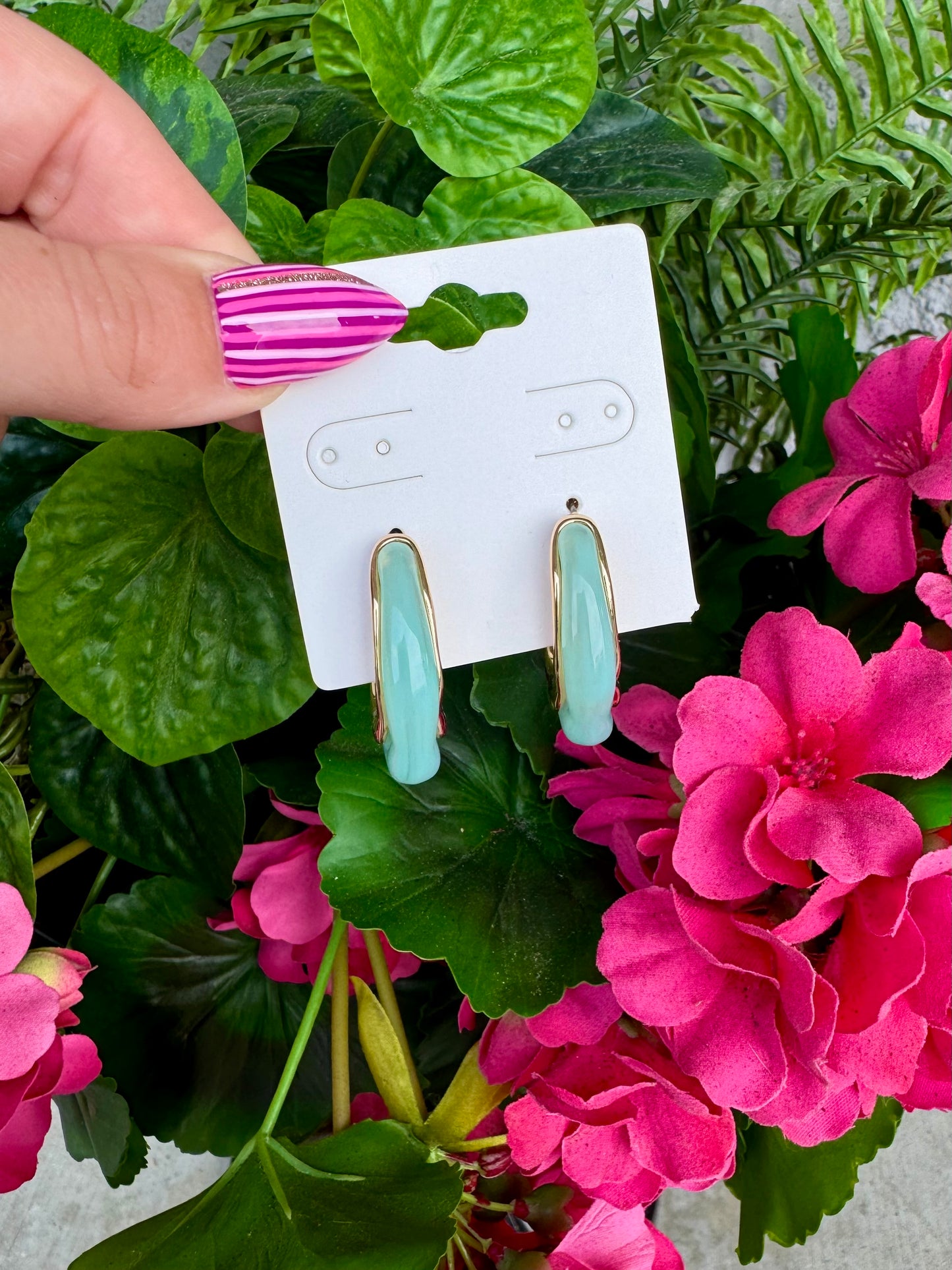 Wavy Half Hoops