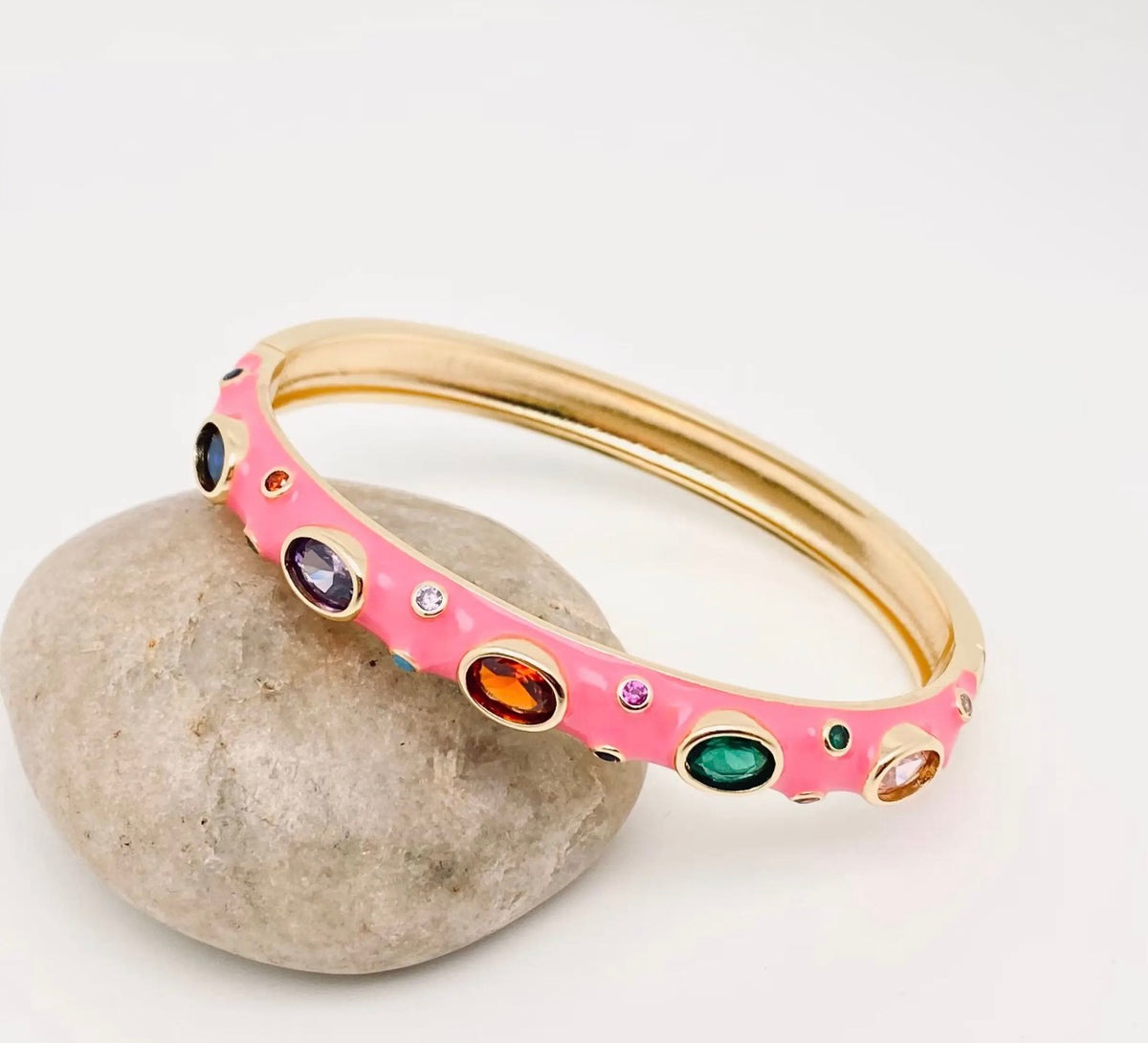 Maximalist Bangle pink