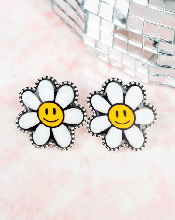 Happy Daisy Studs