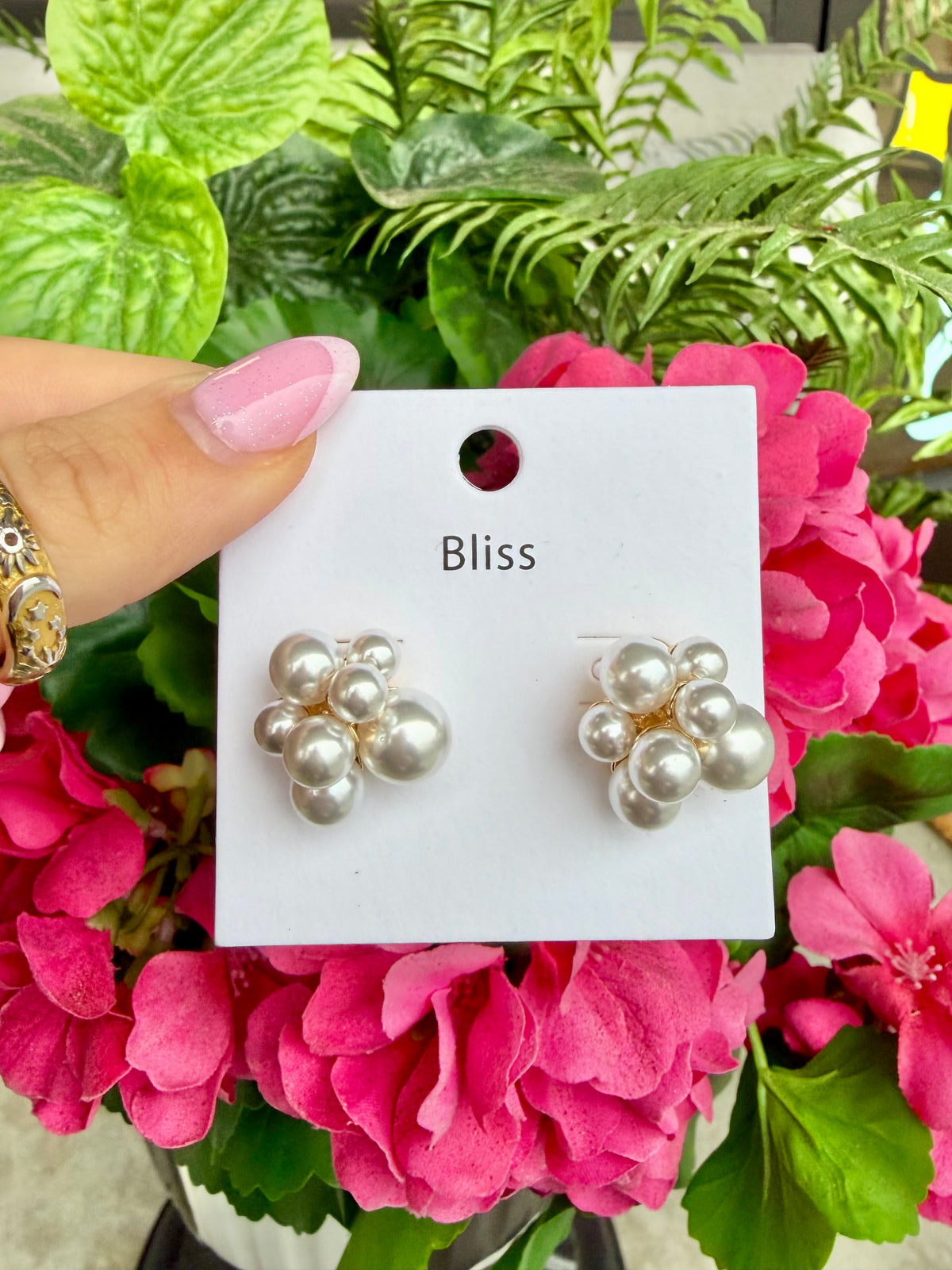 Pearl Cluster Studs