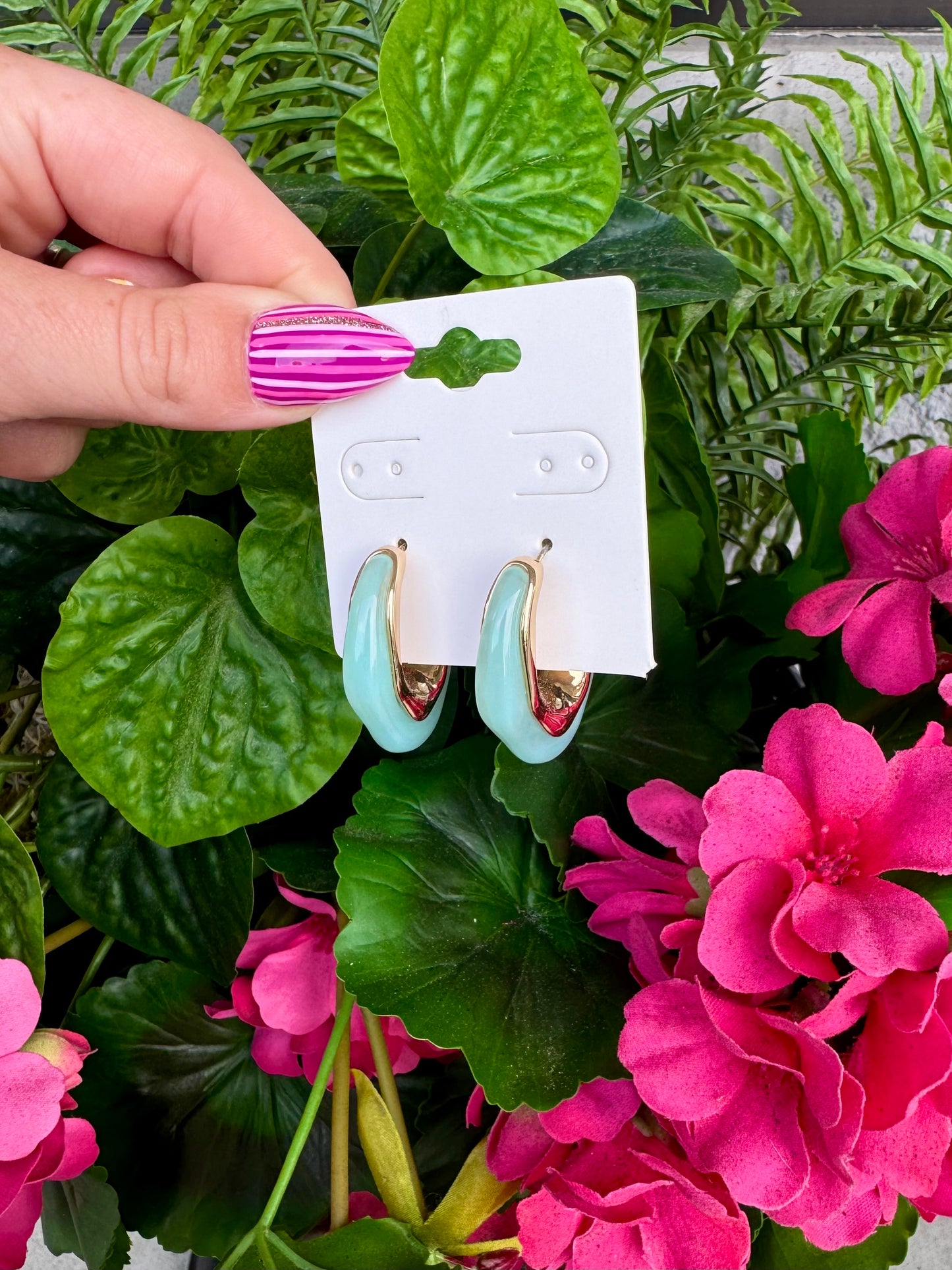 Wavy Half Hoops