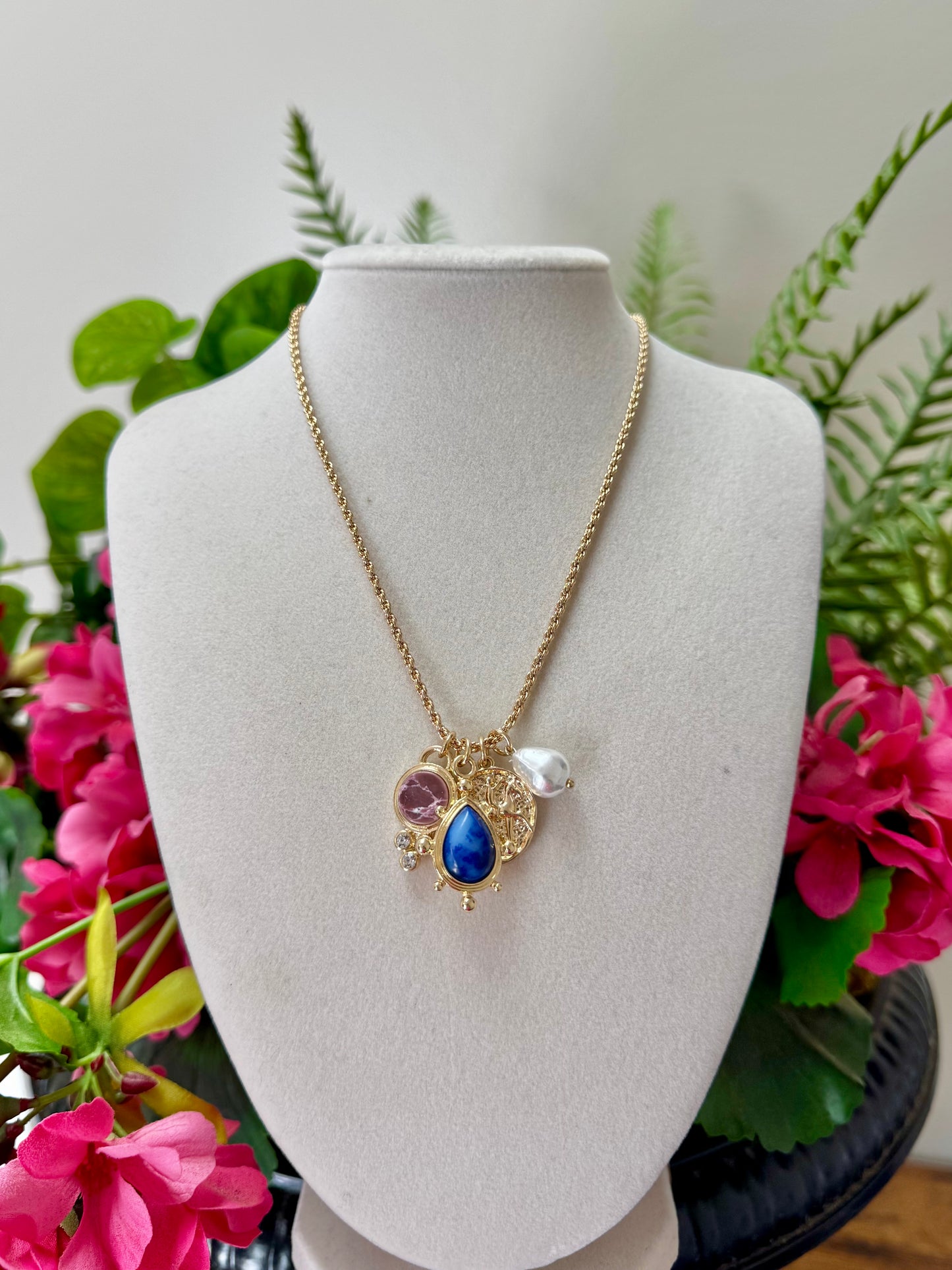 Royal Bloom Necklace