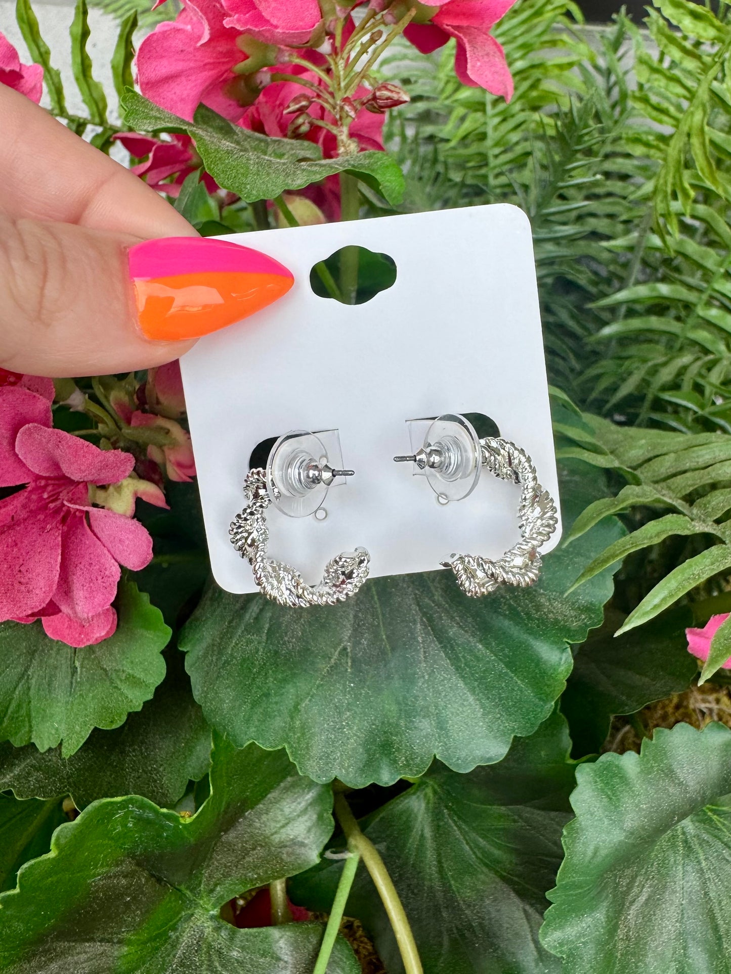 Twisted Silver Hoops