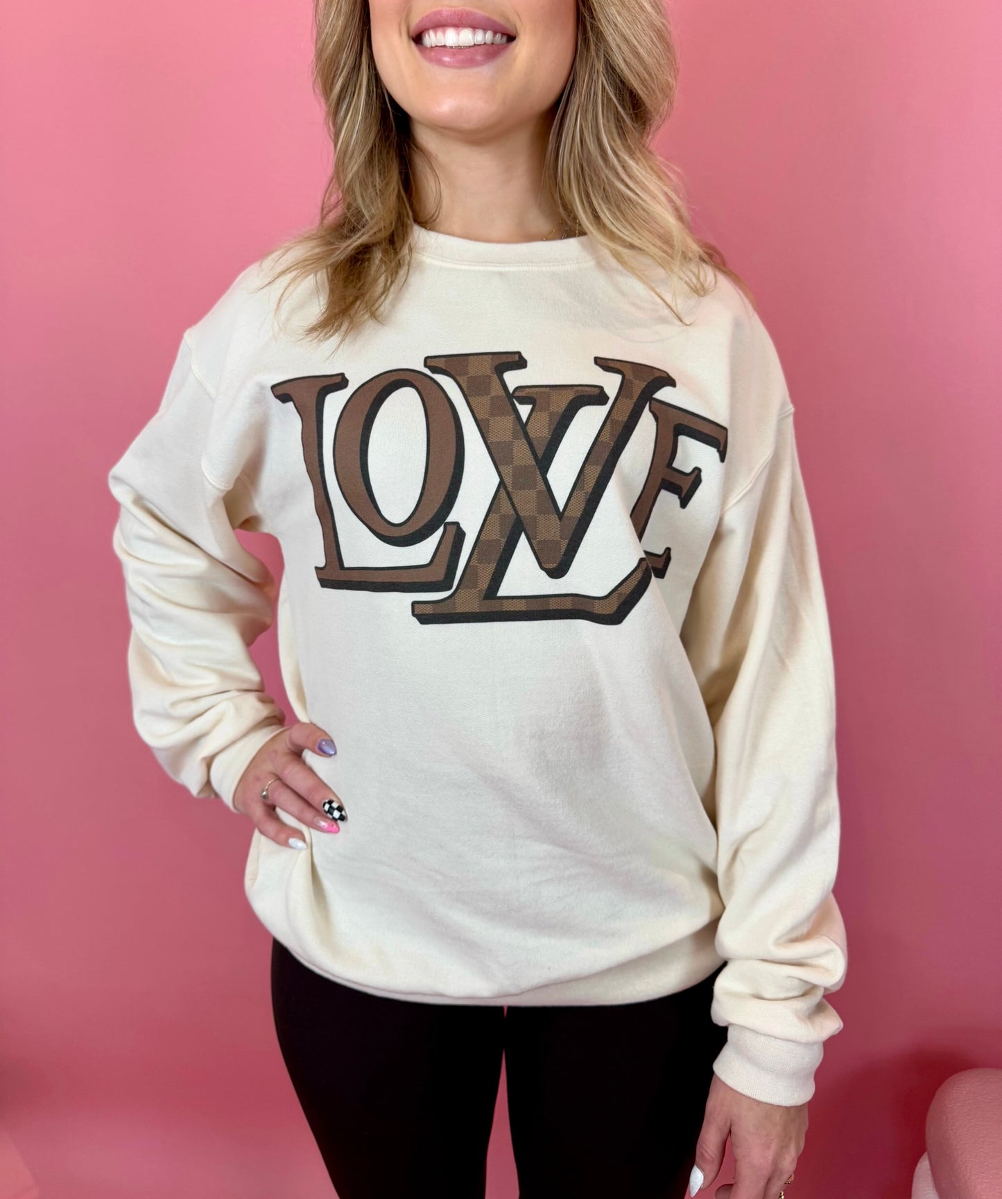 LoVe Pullover