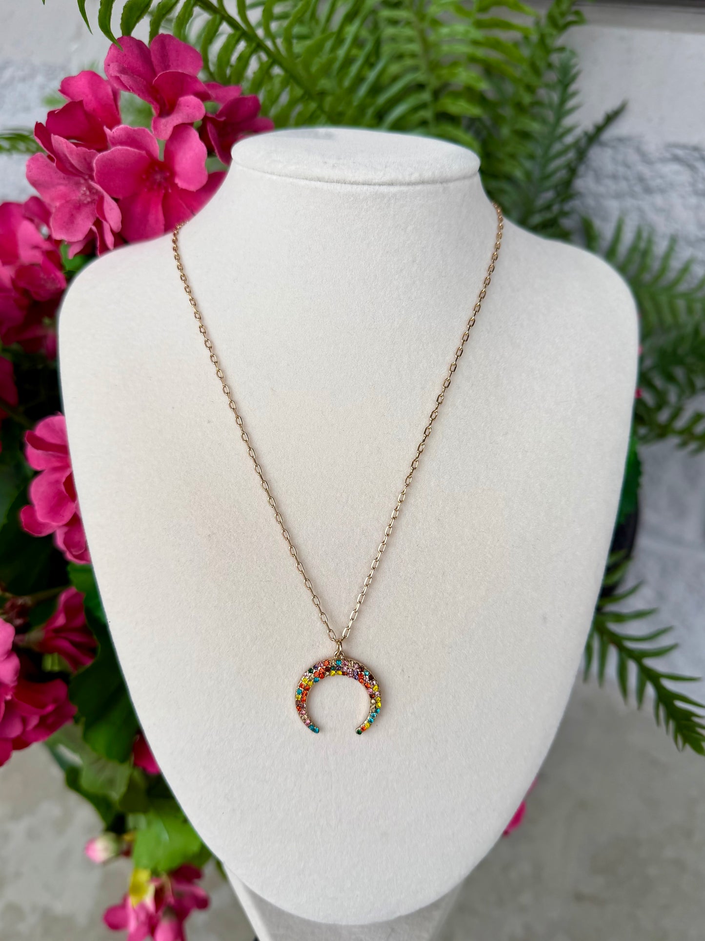 Crest Necklace