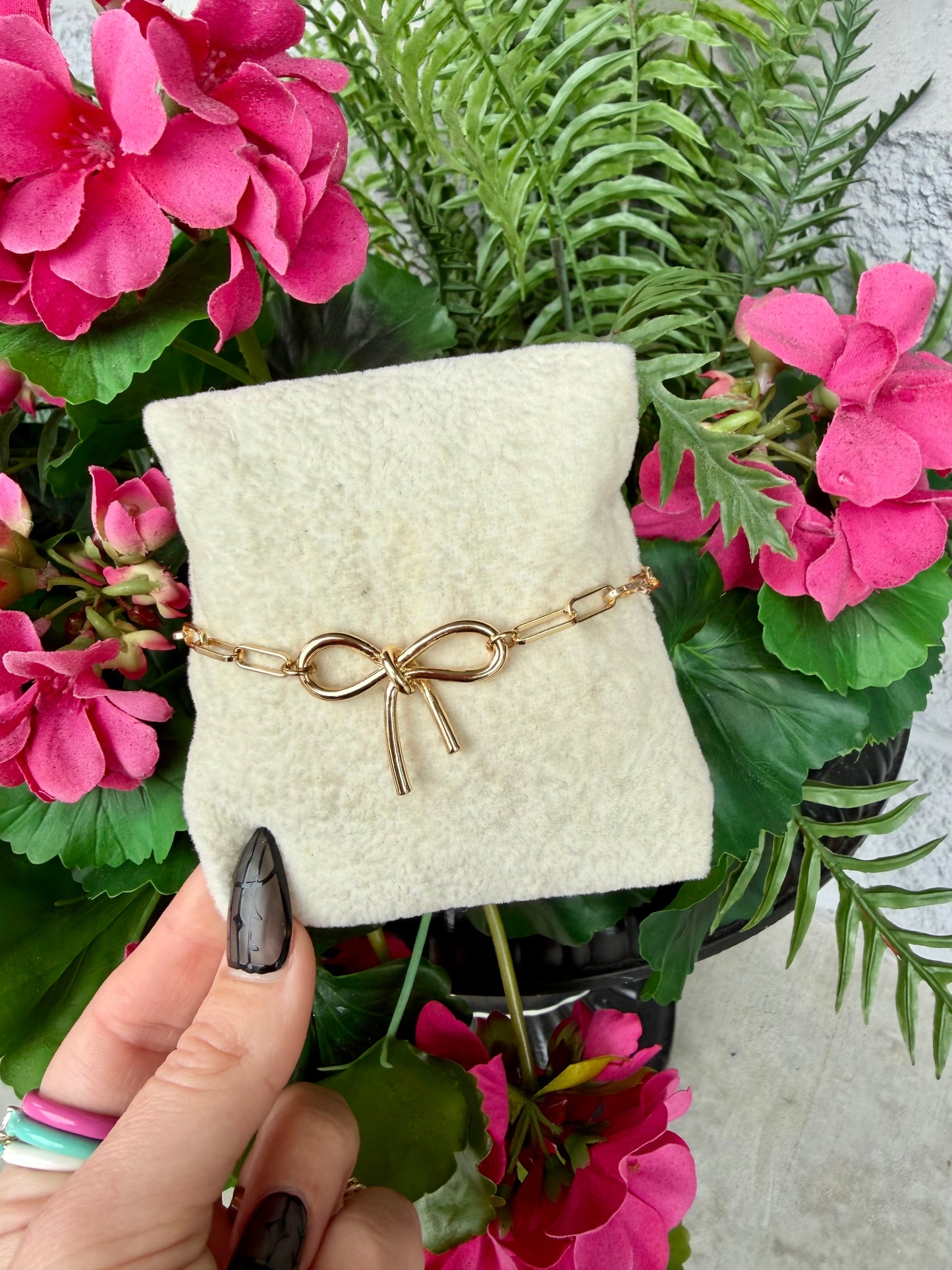 Bow Bracelet
