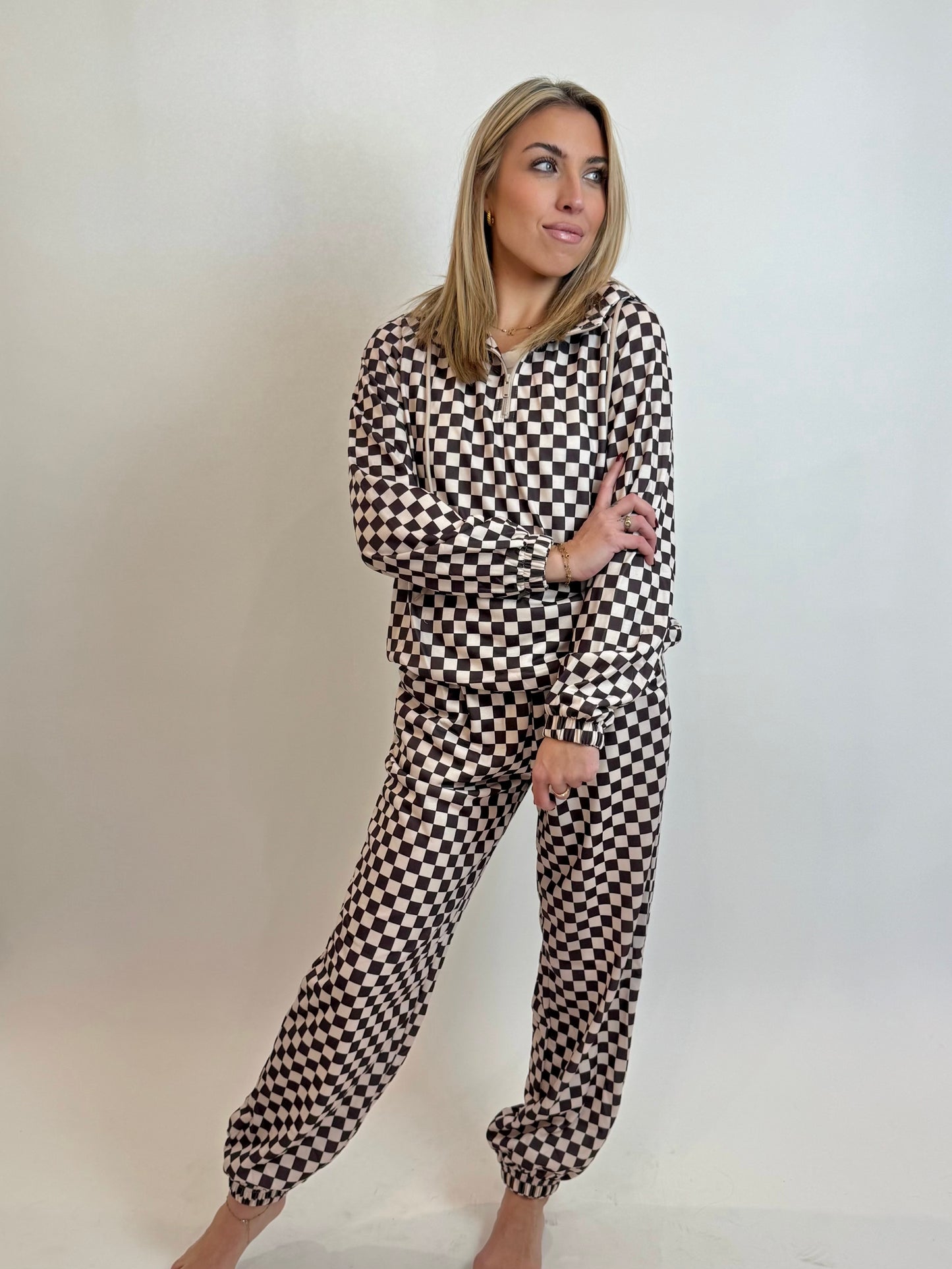 Chillin In Checkered Set