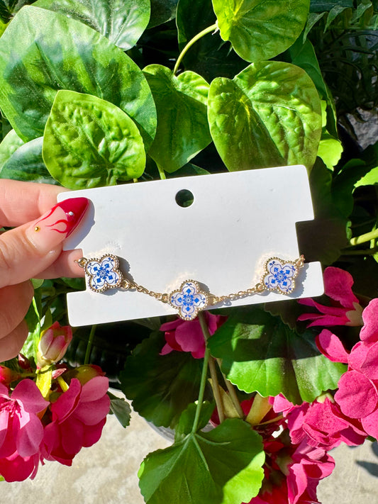 Blue Petals Clover Bracelet