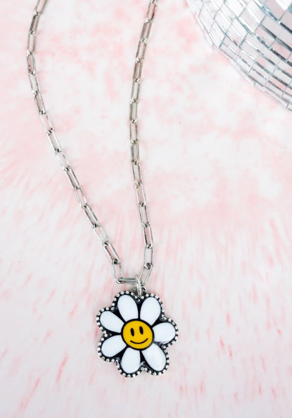 Happy Daisy Necklace